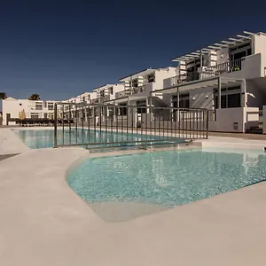 https://los-gracioseros.puertodelcarmen-hotels.org